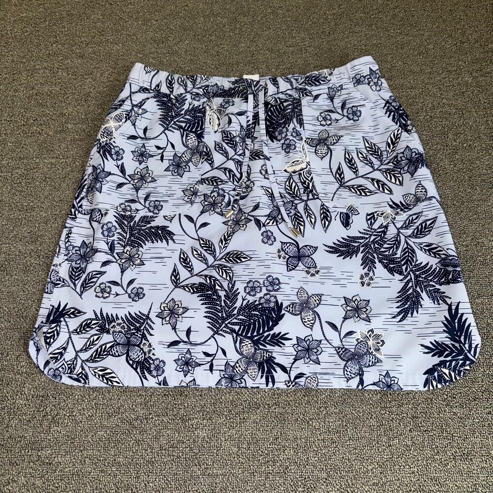 Chico's Zenergy Golf Skort Women's Size 2/00 Light Blue Floral Butterfly‎ Design